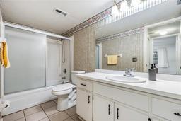 Picture of 150 El Dorado Unit 101, Winter Haven, FL 33884