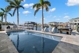 Picture of 2502 S Dundee Street, Tampa, FL 33629