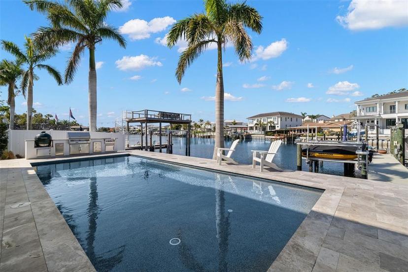 Picture of 2502 S Dundee Street, Tampa FL 33629