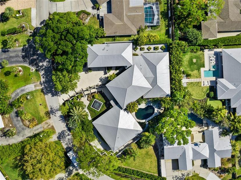 Picture of 1804 N Lake Shore Drive, Sarasota FL 34231