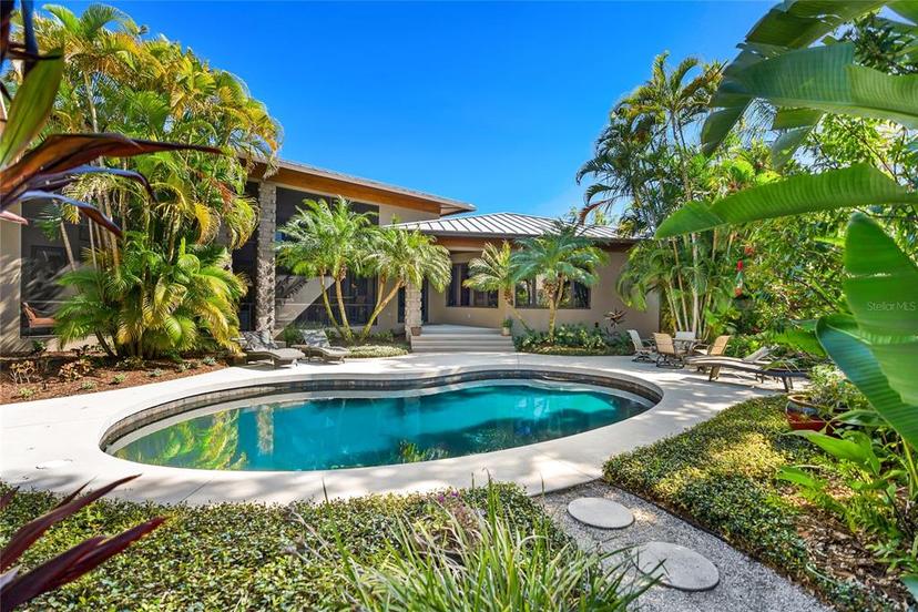 Picture of 1804 N Lake Shore Drive, Sarasota FL 34231