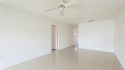 Picture of 2782 Woodgate Lane Unit 18, Sarasota, FL 34231