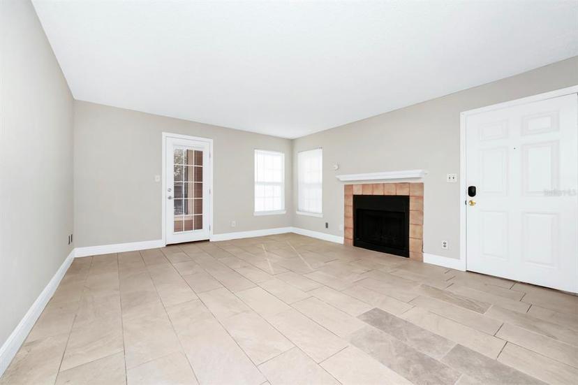 Picture of 5600 Devonbriar Way Unit 204, Orlando FL 32822