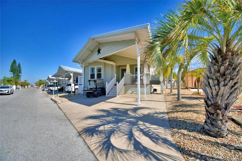 Picture of 251 Patterson Road Unit J14, Haines City FL 33844