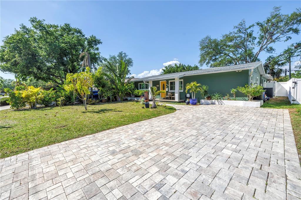 Picture of 263 42Nd Avenue Ne, St Petersburg, FL 33703