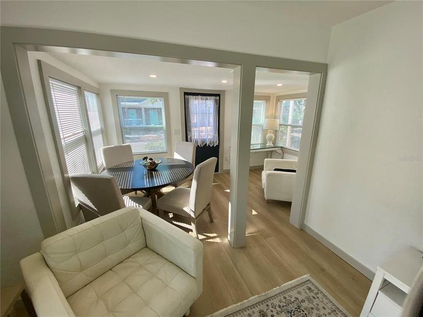Picture of 2427 10Th Avenue S, St Petersburg FL 33712