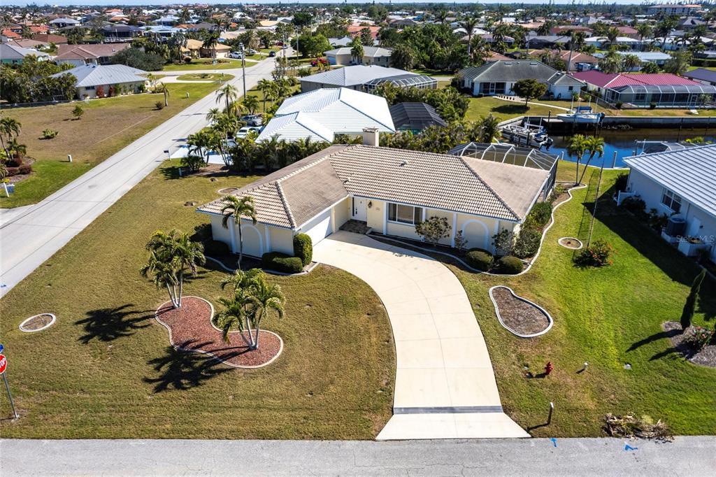 Picture of 900 Genoa Court, Punta Gorda, FL 33950