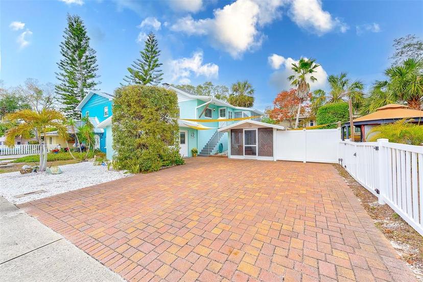 Picture of 604 Pennsylvania Avenue, Crystal Beach FL 34681