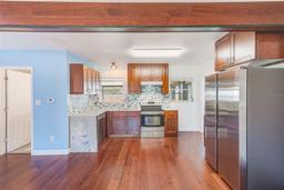 Picture of 21 Belle Meade Circle, Largo, FL 33770