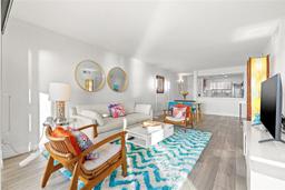 Picture of 6265 Sun Boulevard Unit 101, St Petersburg, FL 33715