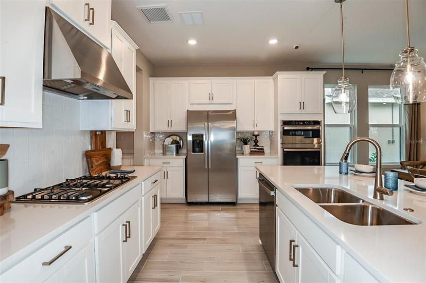Picture of 710 Sky Shade Drive, Apollo Beach FL 33572