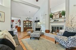 Picture of 4419 Burlington Drive, Winter Haven, FL 33880