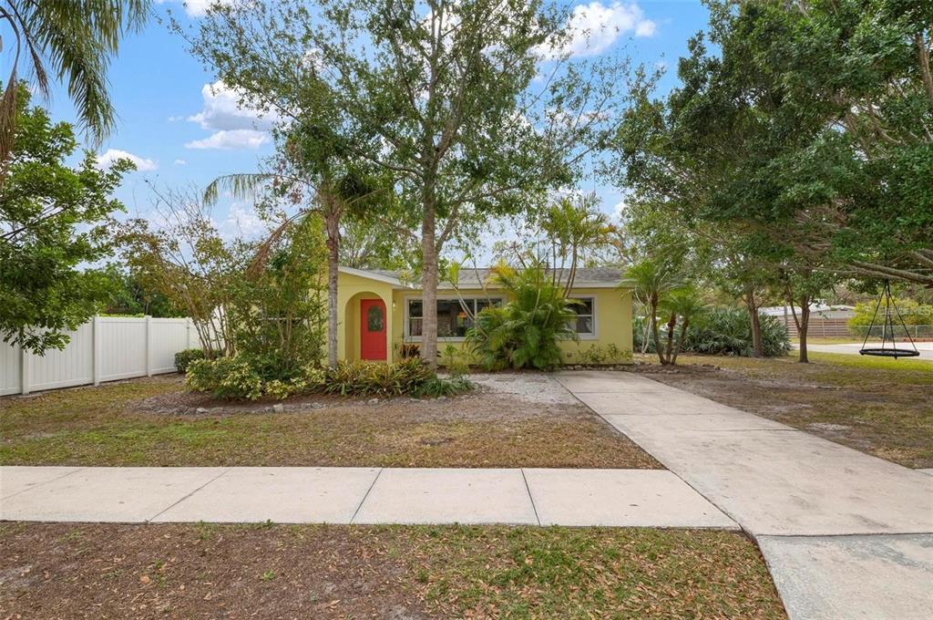 Picture of 2202 Hyde Park Street, Sarasota, FL 34239