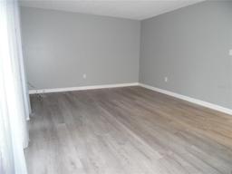 Picture of 723 Perkins Street Unit 104, Leesburg, FL 34748