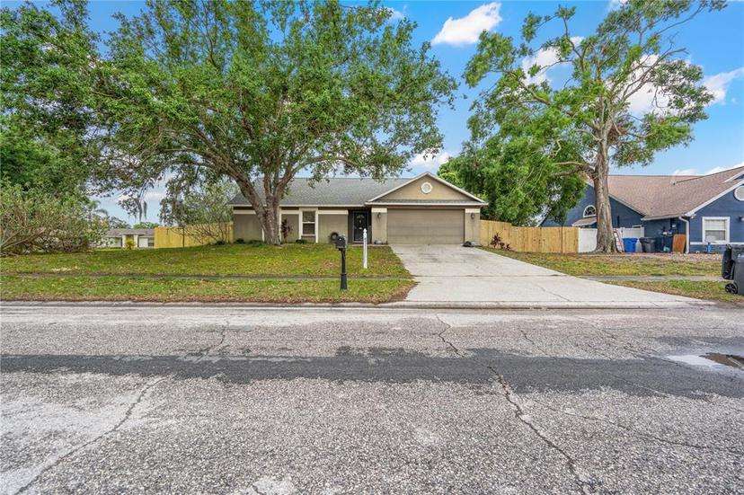 Picture of 13215 Parkhurst Court, Riverview FL 33569