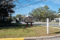 Picture of 1700 SW 16Th Court Unit J-23, Gainesville, FL 32608