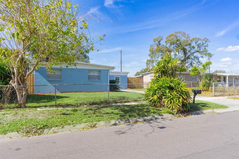 Picture of 2009 Windsor Way, Tampa FL 33619