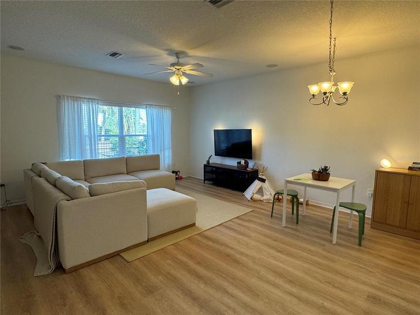 Picture of 1275 Drew Street, Clearwater FL 33755