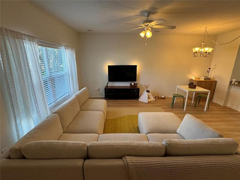 Picture of 1275 Drew Street, Clearwater FL 33755