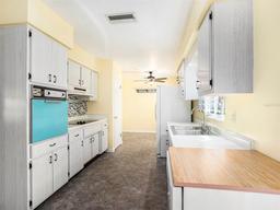 Picture of 989 6Th Avenue Ne, Largo, FL 33770