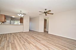 Picture of 144 Reserve Circle Unit 112, Oviedo, FL 32765