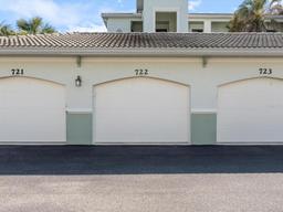 Picture of 700 Gardens Edge Drive Unit 722, Venice, FL 34285