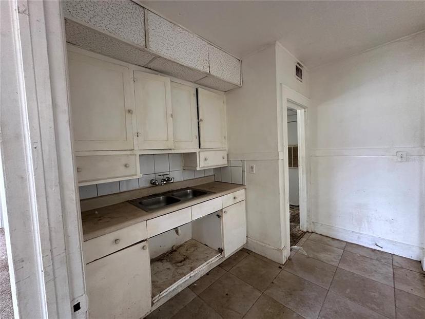 Picture of 1311 11Th Avenue S, St Petersburg FL 33705