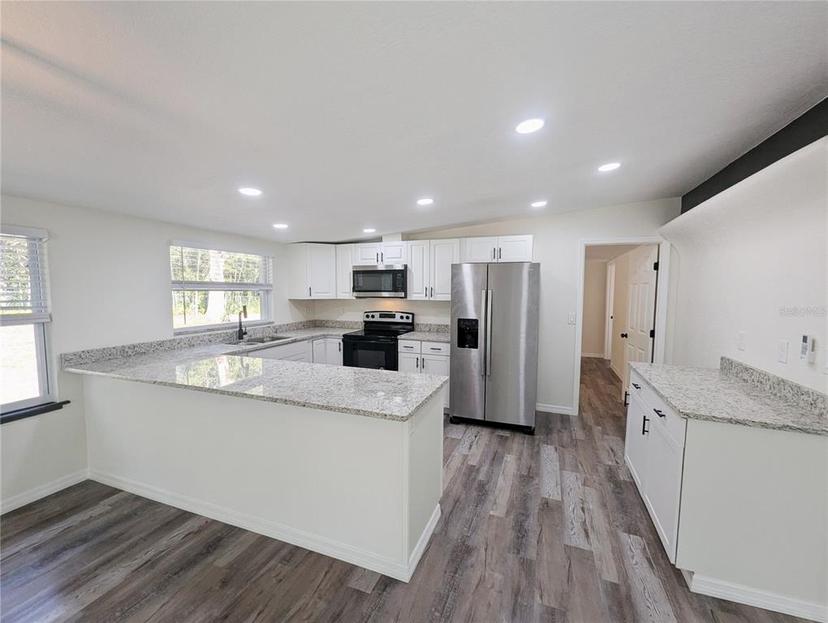 Picture of 601 NE 11Th Street, Crystal River FL 34428