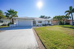 Picture of 525 Port Bendres Drive, Punta Gorda, FL 33950