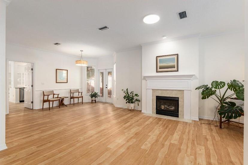 Picture of 12817 SW 1St Place, Newberry FL 32669