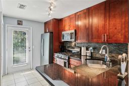 Picture of 3406 Waterbridge Drive, Tampa, FL 33618