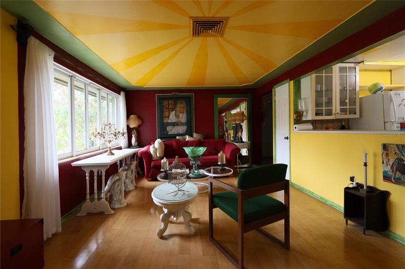 Picture of 2311 Roselawn Circle, Sarasota FL 34231
