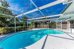 Picture of 4410 70Th Drive E, Sarasota, FL 34243