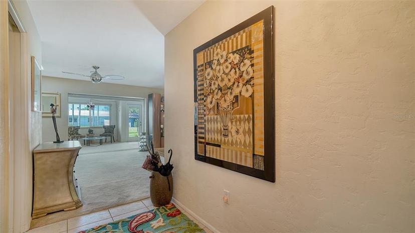 Picture of 1366 Stafford Lane Unit 1420, Sarasota FL 34232