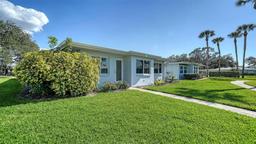 Picture of 1366 Stafford Lane Unit 1420, Sarasota, FL 34232