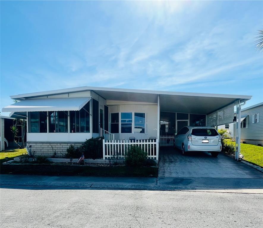 Picture of 218 Red Maple Drive, Palm Harbor, FL 34684