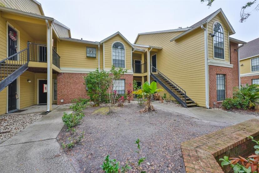 Picture of 8609 Mallard Reserve Drive Unit 103, Tampa FL 33614