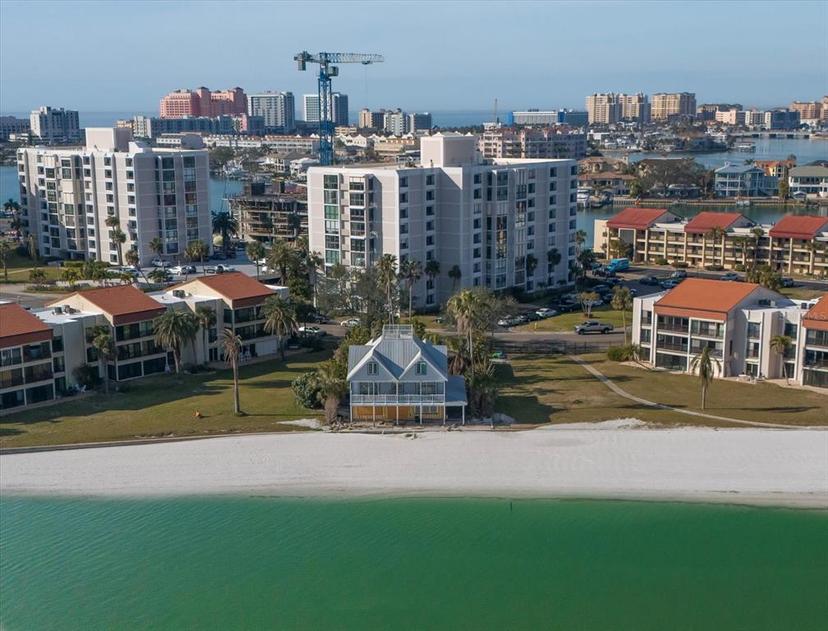 Picture of 887 S Gulfview Boulevard, Clearwater Beach FL 33767
