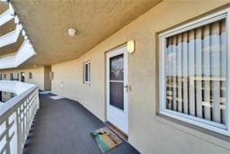 Picture of 8950 Park Boulevard Unit 406, Seminole, FL 33777