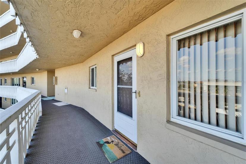 Picture of 8950 Park Boulevard Unit 406, Seminole FL 33777