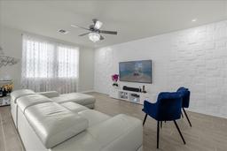 Picture of 144 Towns Circle, Haines City, FL 33844