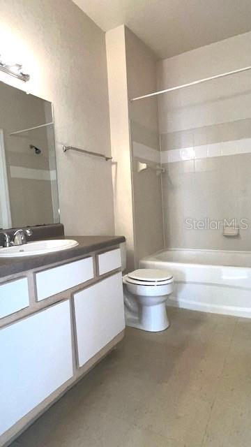 Picture of 5979 Westgate Drive Unit 1021, Orlando FL 32835