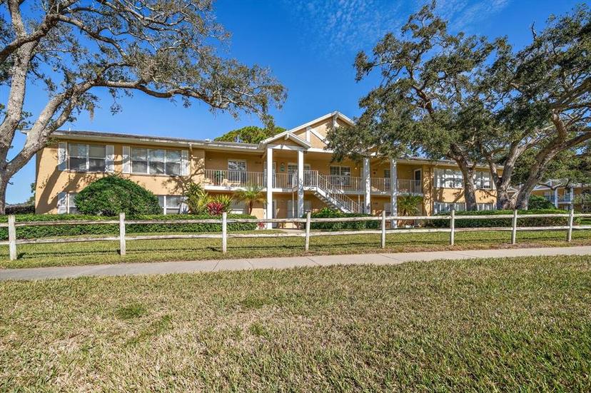Picture of 2112 Gulf View Boulevard, Dunedin FL 34698