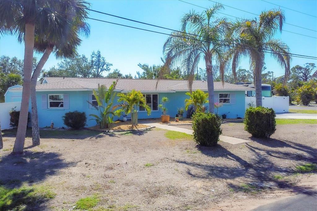 Picture of 1005 E 2Nd Street, Englewood, FL 34223