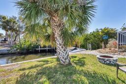 Picture of 1005 E 2Nd Street, Englewood, FL 34223