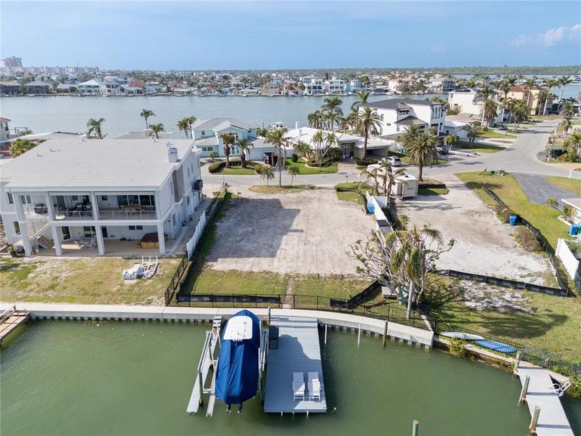 Picture of 211 Bath Club Boulevard N, North Redington Beach FL 33708