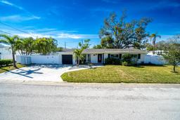 Picture of 4292 Maple Street Ne, St Petersburg, FL 33703
