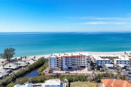 Picture of 550 W Flamingo Unit 401, Venice, FL 34285