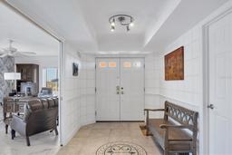 Picture of 550 W Flamingo Unit 401, Venice, FL 34285