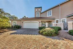 Picture of 1719 Starling Drive Unit 1719, Sarasota, FL 34231